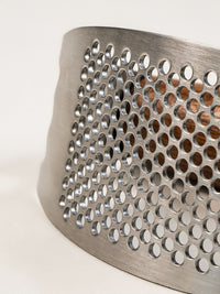 Prateg rvs knoflookpers met acaciahouten handvat
