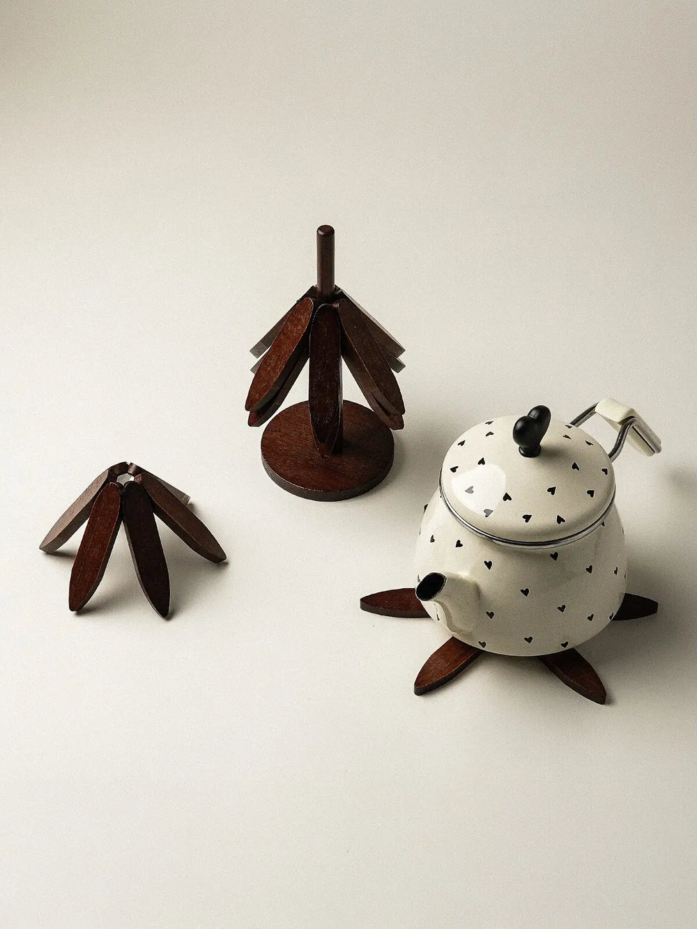 Folia – Acacia houten onderzetters met staander, Set van 4