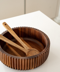 Acaciahouten stripe schaal – luxe houten kom met rillen Ø26 cm