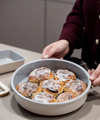 Ronde keramische bakvorm beige – Antiaanbak