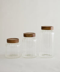 Foresta Voorraadpot Geribbeld glas · Acaciahouten schroefdeksel