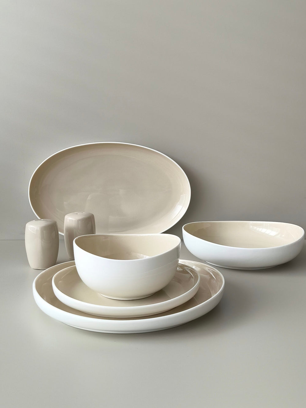 Bricard Colmar serviesset 27-delig | wit-taupe