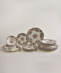 Vintage Porseleinen Serviesset Bruin | Bloemendesign 25-delig