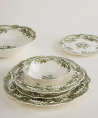 Vintage porseleinen serviesset met bloemen design