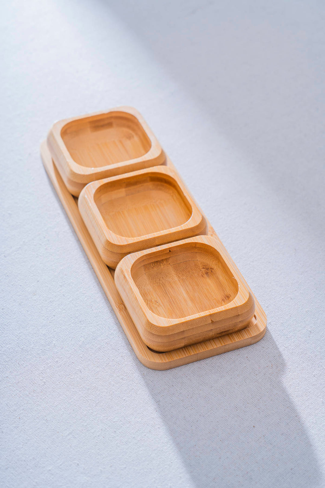 Bamboe dienblad met 3 schaaltjes | Vierkant