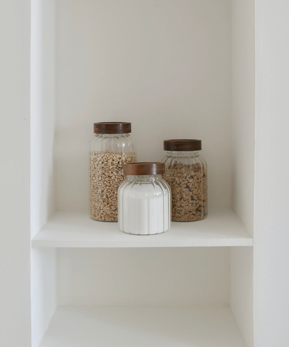 Foresta Voorraadpot Geribbeld glas · Acaciahouten schroefdeksel