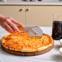 Karaca x Refika Gadgets Pizzasnijder met Houten Steel, Grijs