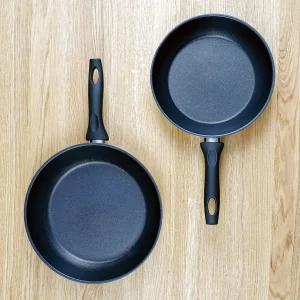 Karaca Bio Diamond 2-delige pannenset Bakeliet handvat