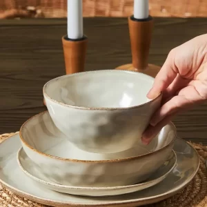 Karaca  Aria Beige Reactive 24-delig serviesset voor 6 personen