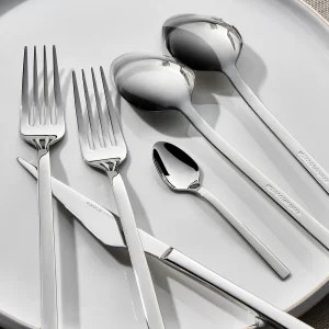 Karaca Sedir 84-delige bestekset voor 12 personen