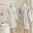 Karaca home Lucia badjasset | 4-delig | wit-grijs
