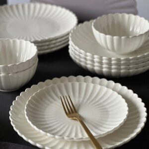 Lotus 24-delige serviesset voor 6 personen | wit