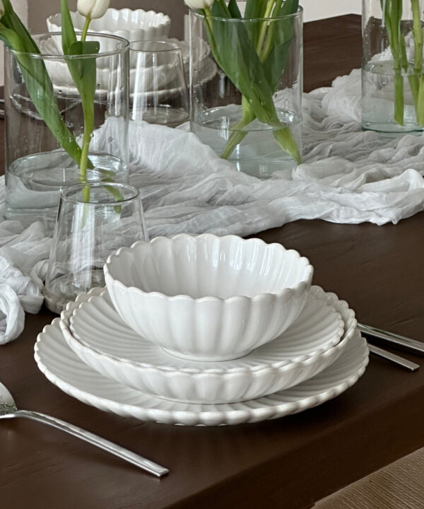 Lotus 24-delige serviesset voor 6 personen | wit