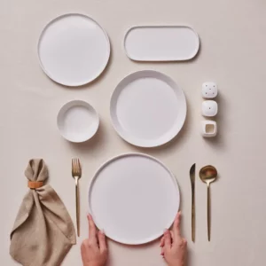 Karaca Stream Bomo 53-delige serviesset voor 12 personen | Wit