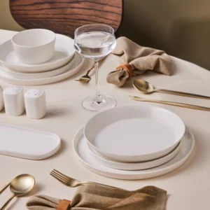Karaca Stream Bomo 53-delige serviesset voor 12 personen | Wit