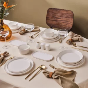 Karaca Stream Bomo 53-delige serviesset voor 12 personen | Wit