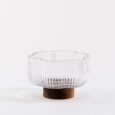 Clover glazen schaal op acacia houten voet | 14 cm