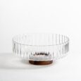 Wave glazen schaal op acacia houten voet | 26 cm