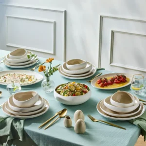 Karaca Cupid 55-delige serviesset voor 12 personen | Beige/Wit