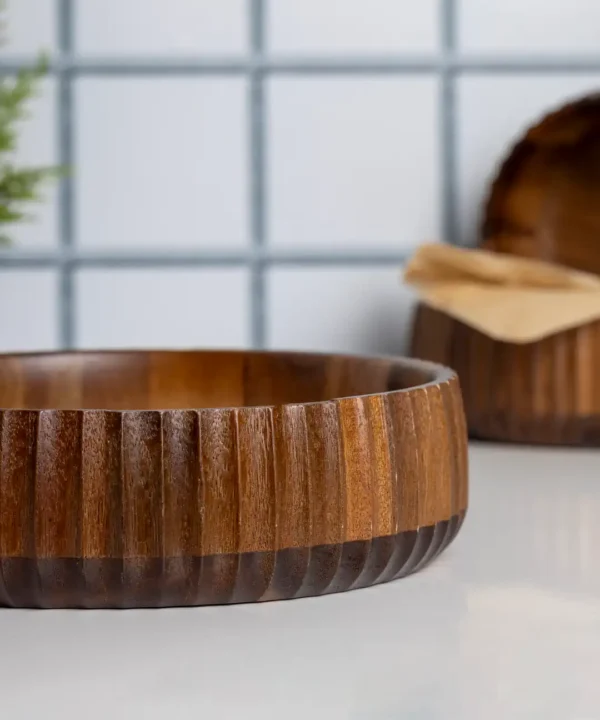 Curve acaciahouten kom | 22 cm