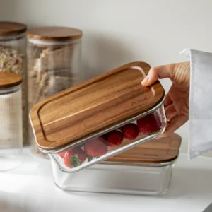 Glazen vershoudbakje met acaciahouten deksel rechthoekig | 1050 ml