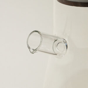 Kesten glazen oliefles met acacia deksel en houder | 900 ml