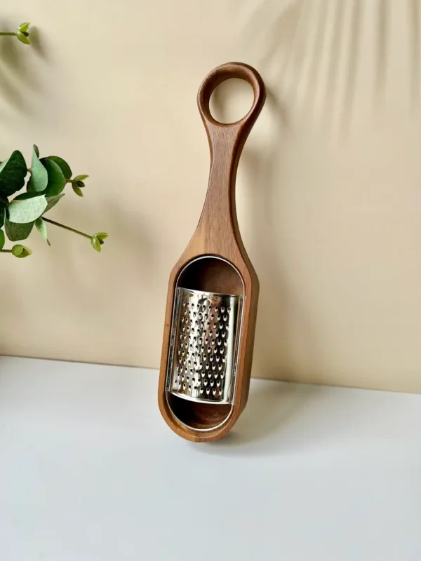 Rvs Ring rasp met acacia houten opvangbakje