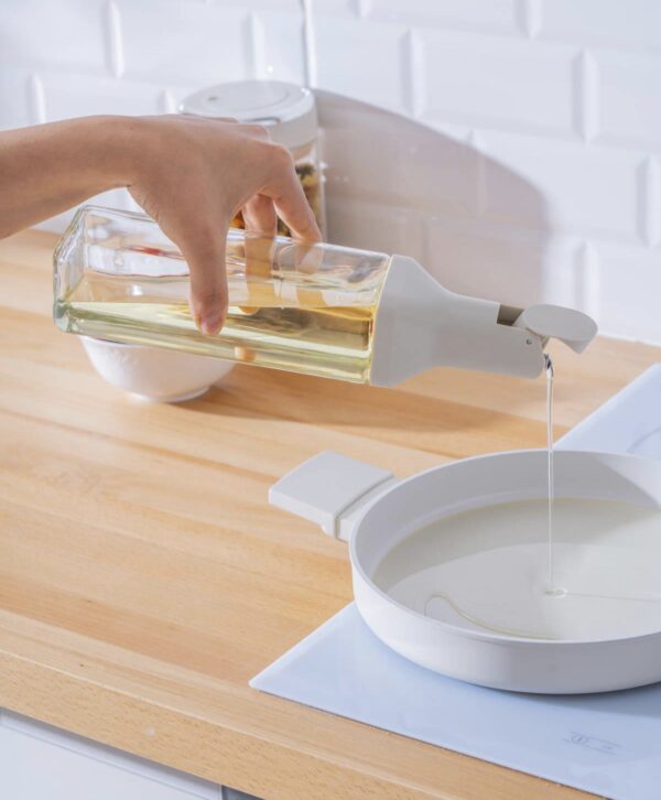 Harlow glazen oliefles met schenktuit | Rechthoekig | 500 ml