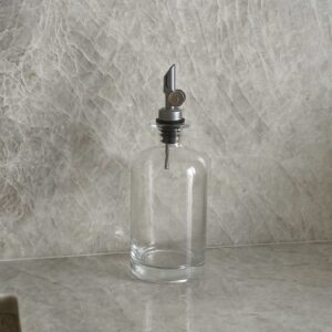 Maite glazen olie- en azijnfles 500 ml | Zilver