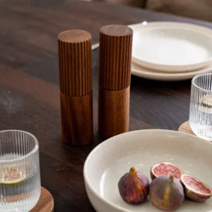Milo acaciahouten peper- en zoutmolen 2-delig