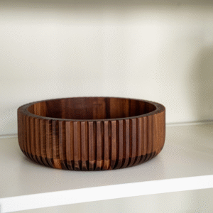 Acaciahouten stripe schaal – luxe houten kom met rillen Ø26 cm