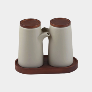 Terra keramisch olie- en azijnstel op acaciahouten houder